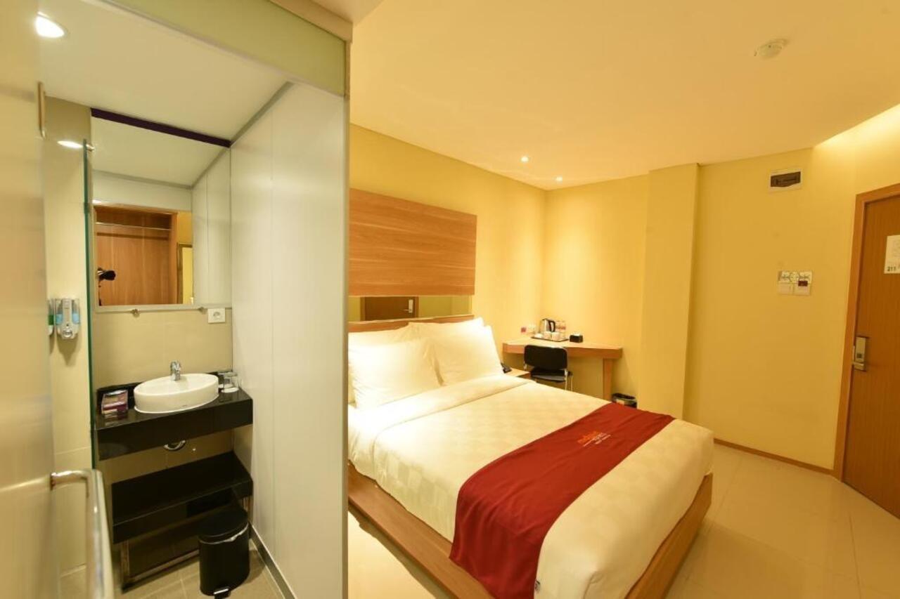 Midtown Xpress Balikpapan Hotel Eksteriør billede