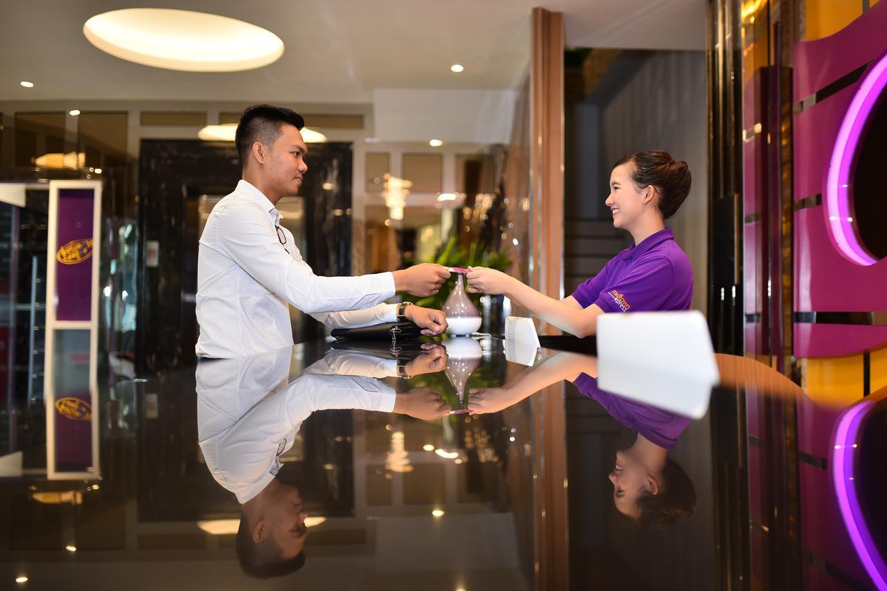 Midtown Xpress Balikpapan Hotel Eksteriør billede